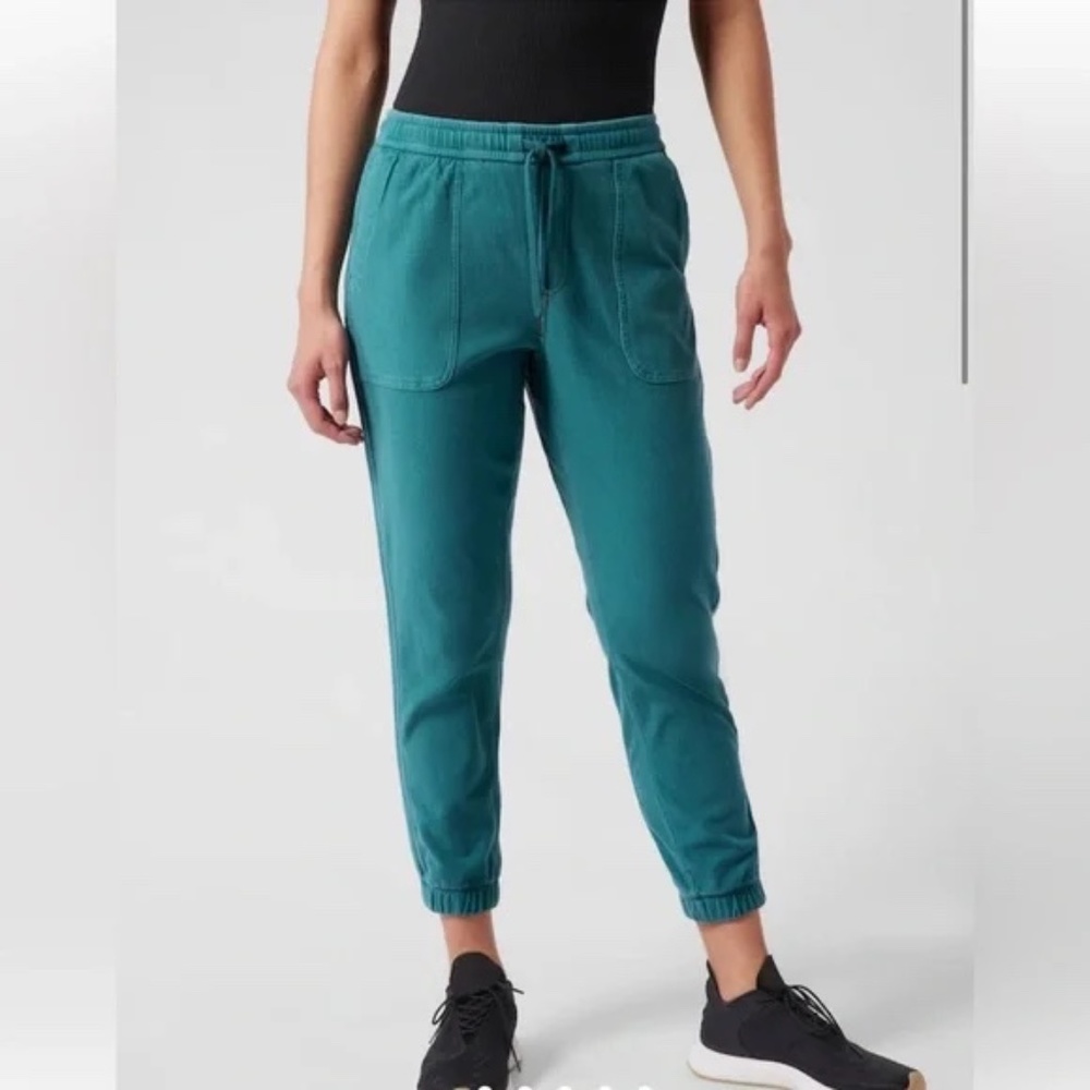Athleta Farallon Jogger XS Borealis Green